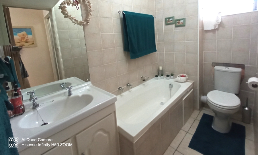 2 Bedroom Property for Sale in Van Ryneveld Western Cape